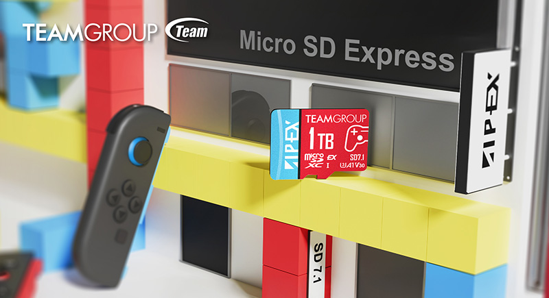 03_D700-card_800x435